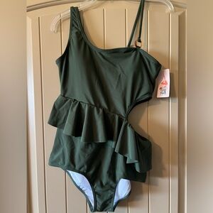 One Piece Swimsuit w/ Side Cutout